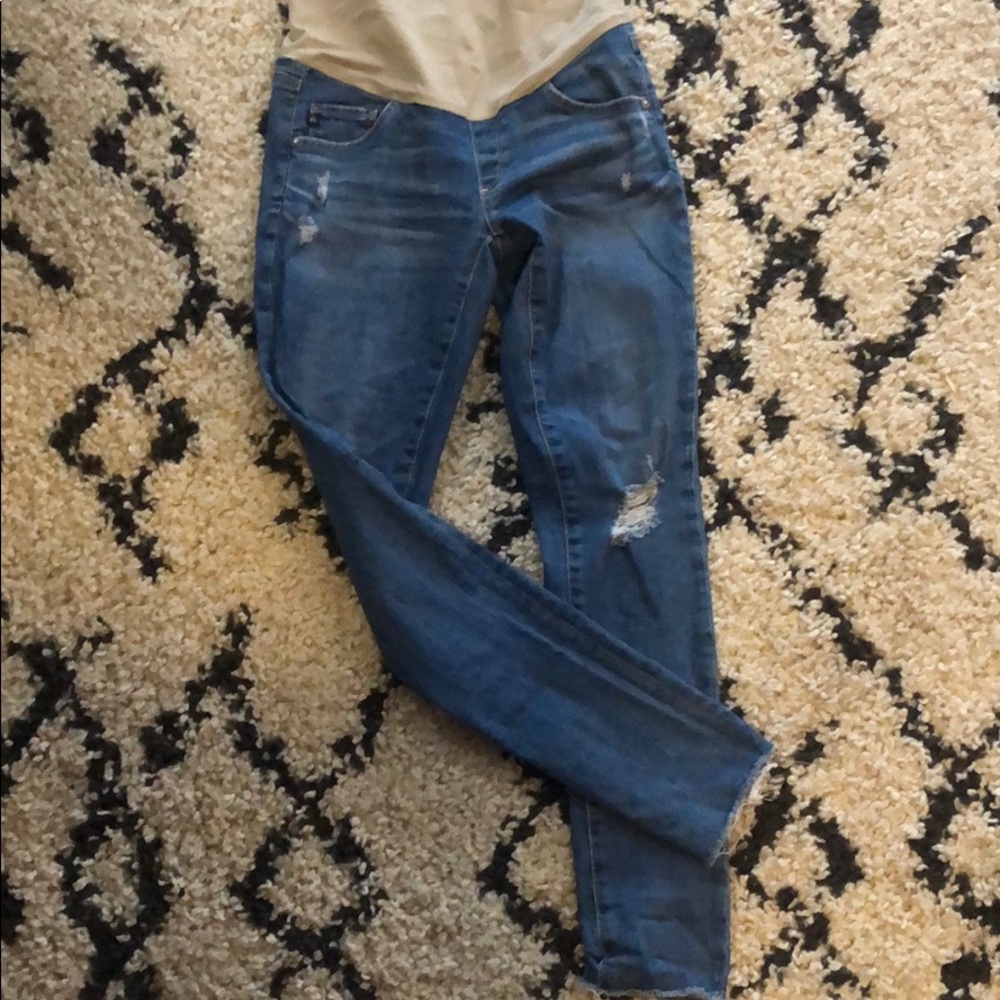 AG maternity jeans, ankle length size 26
